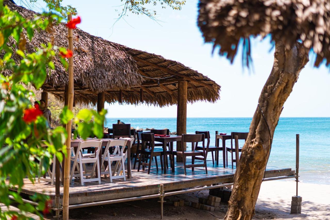 Aqua Oceanfront Hotel Resort El Gigante Eksteriør bilde