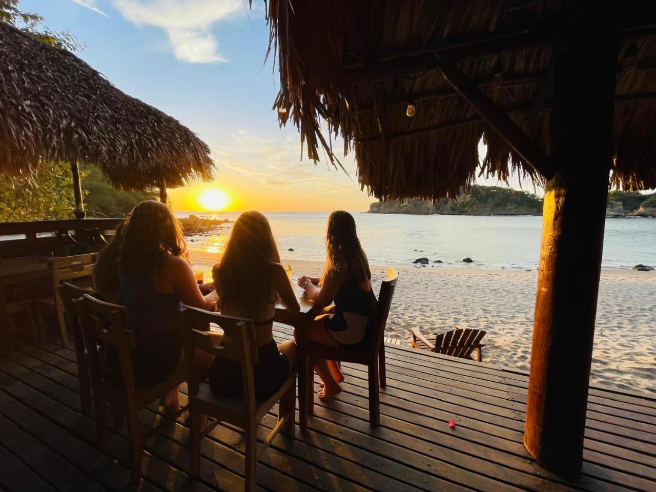 Aqua Oceanfront Hotel Resort El Gigante Eksteriør bilde